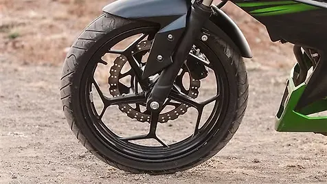 kawasaki pakwheels
