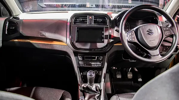vitara brezza music system price
