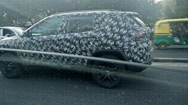 Jeep Compass test mule spotted once again